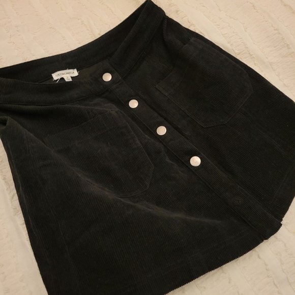 Cotton Candy LA - Corduroy Button Up Skirt - M and L Sizes - Picture 4 of 6